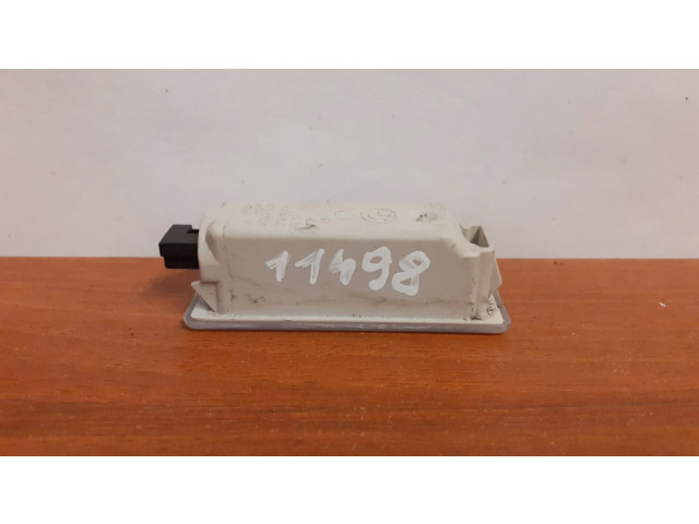 Фонарь освещения передних мест