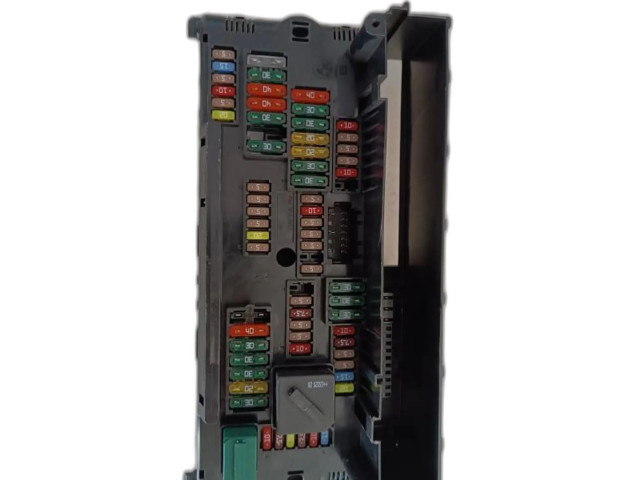 Pojistková skříňka 925281501 BMW 5 GT F07 2011