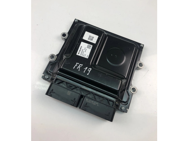 Блок управления двигателем Блок управления 32242005   Volvo XC90