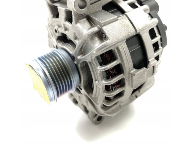 Генератор 06K903026B   Audi A3 S3 8L      