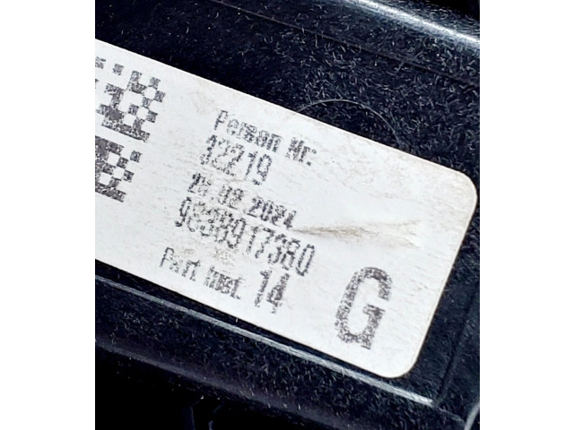 Экран/ дисплей / маленький экран 9838917380 Peugeot 5008 II