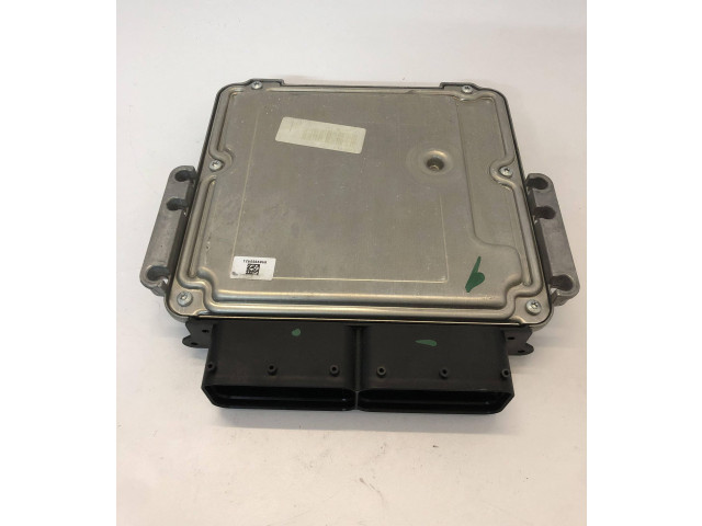Блок управления двигателя 391402A925, 0281033002 KIA Ceed
