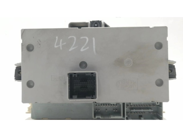 Блок предохранителей 50510082 Alfa Romeo 166