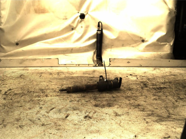 Vstřikovač    Lancia Thesis    841C000 