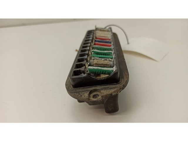 Pojistková skříňka 0005458701 Mercedes-Benz COMPAKT W115 1974