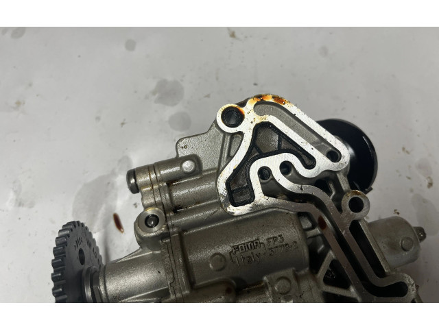 Масляный насос   04E115109S  Volkswagen Jetta VII 