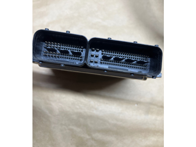 Řídící jednotka 03G906021PH, 03G906021AB Volkswagen Caddy 2010