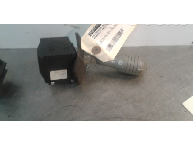 Переключатель дворников 7701046628, 7700832722 Renault Twingo I