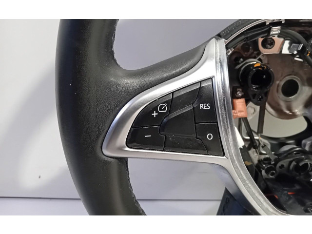 Руль Dacia Duster II 2017 - 2024 года 484002676R