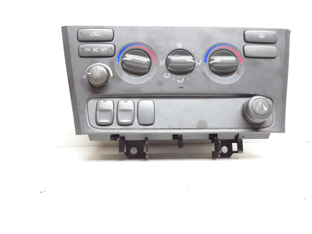 Блок управления климат-контролем    Volvo V70