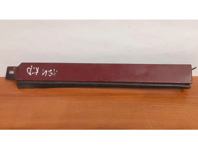 Отделка переднего фонаря