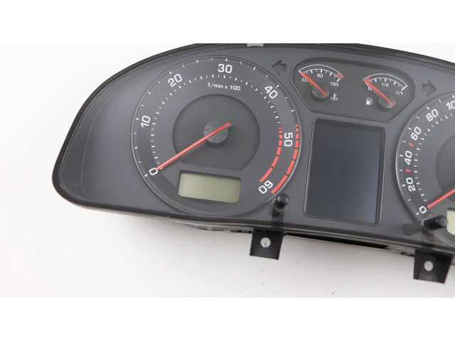 Панель приборов 3U0920841D Skoda Superb B5 (3U)