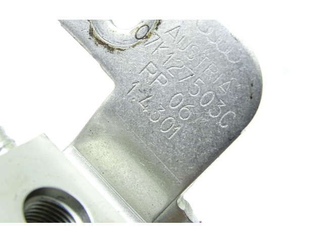 Vstřikovací lišta 07K127503C Audi RS3 8PA