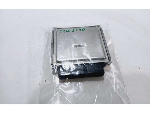 Блок управления двигателя 04L906056HJ   Skoda Karoq