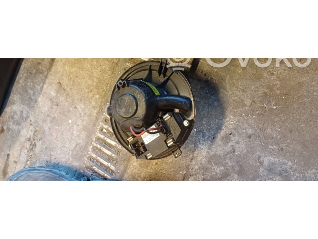 Вентилятор печки 1k1820015 Audi A3 S3 8P