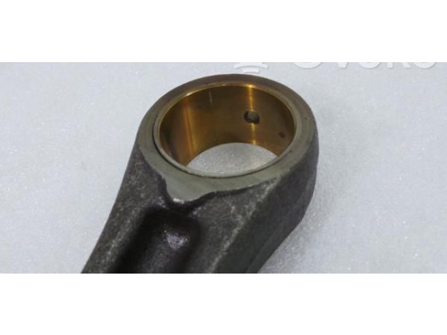 Píst 059AA   Audi Q7 4L     