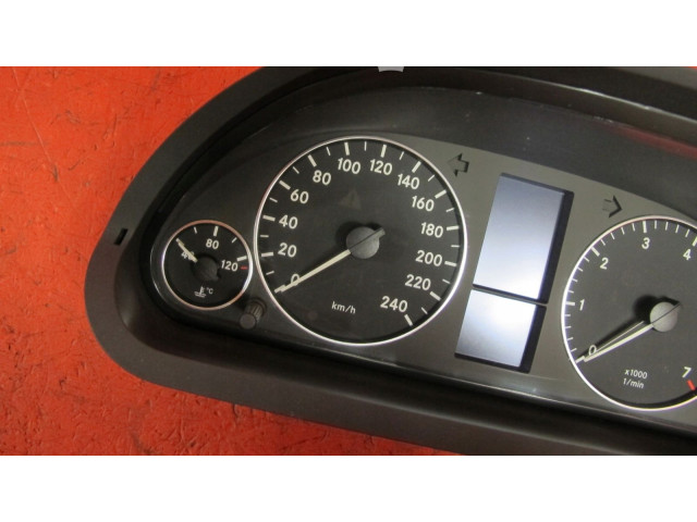 Панель приборов A1695401247   Mercedes-Benz A W169       