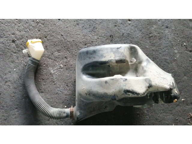 Бачок оконной жидкости