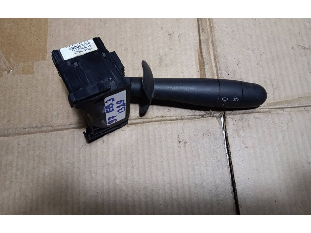 Ручка стеклоочистителей 8200070265, 91167047D   Renault Trafic II (X83)