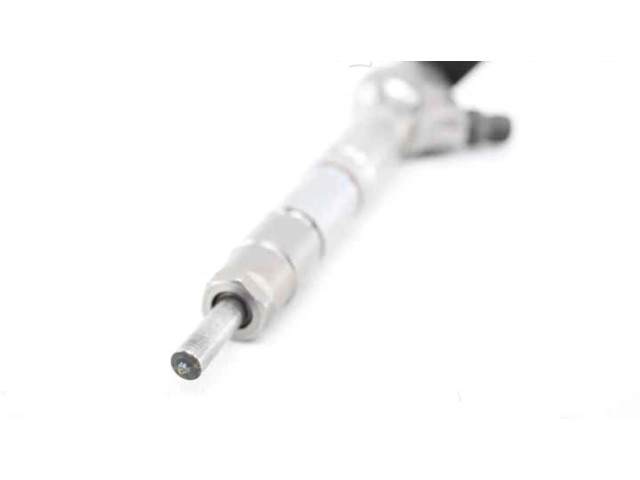 Форсунка 05L130277E    Skoda Octavia Mk4   