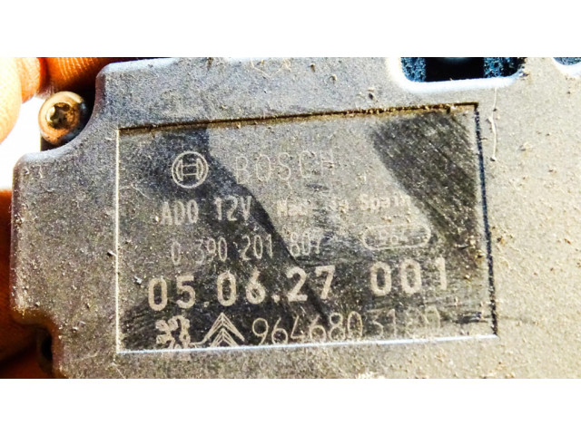 Моторчик заднего дворника 0390201807, 9646803180 Citroen C4 I