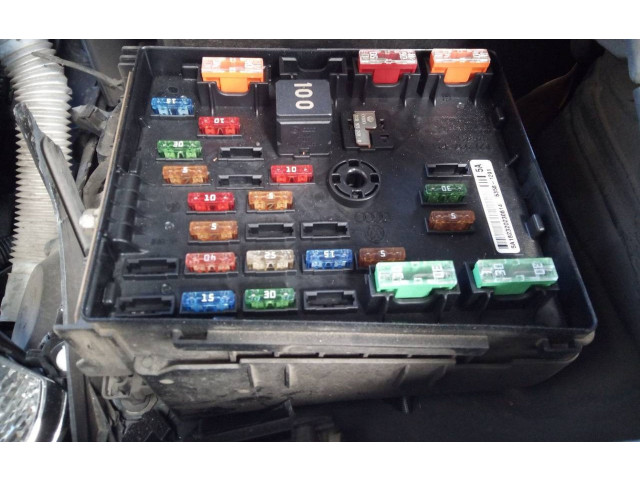 Pojistková skříňka Řídící jednotka BSM 3C0937125A   Volkswagen Tiguan 2014