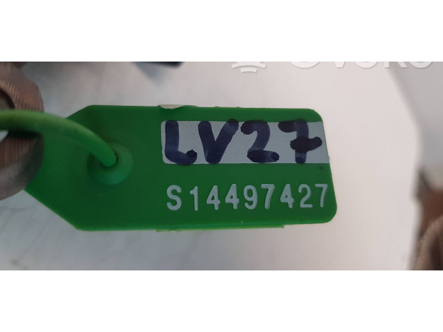 Топливная рампа 05L089, 04L130764E   Volkswagen Golf VIII  