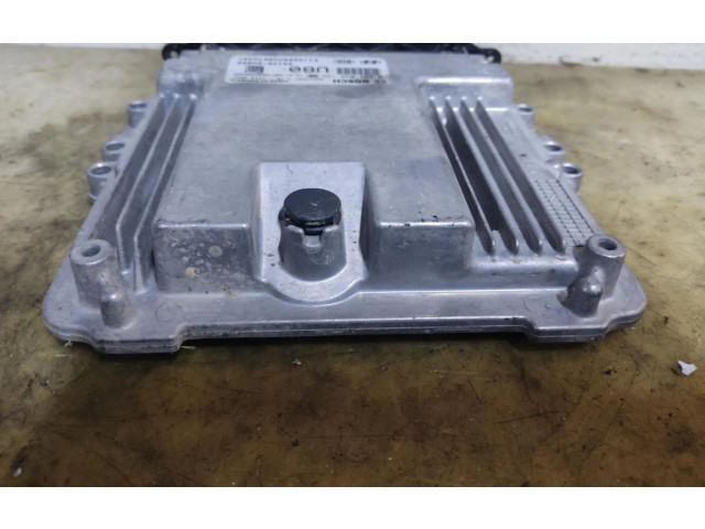 Блок управления двигателем Блок управления 0281032126   KIA Ceed