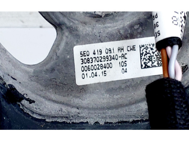 Руль Skoda Fabia Mk3 (NJ) 2015 - 2021 года 5E0419091, 5E0419685