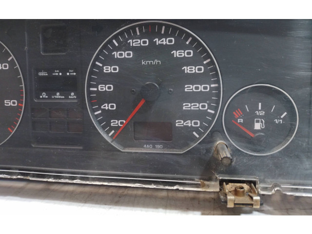 Панель приборов 88311219   Audi A6 S6 C4 4A       