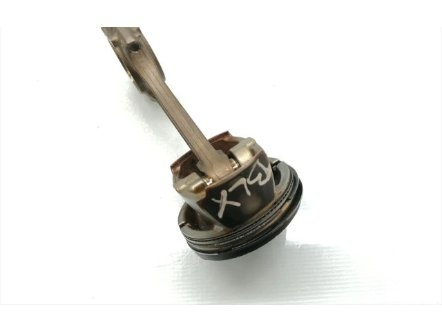  Поршень с шатуном  BLX  Audi A3 S3 8P  