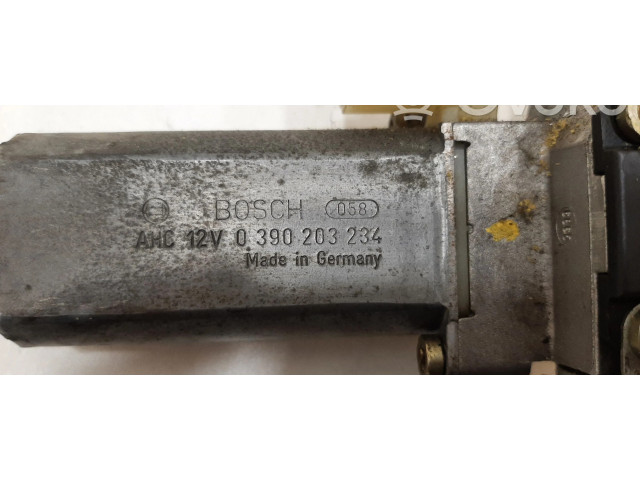 Сиденье управления двигателем