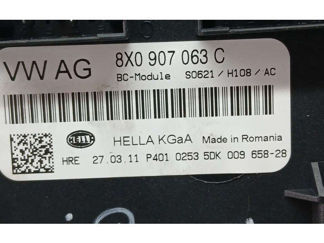 Блок предохранителей 8X0907063C Audi A1