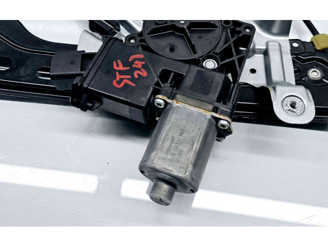 Vstřikovací lišta 13350757 Opel Astra J