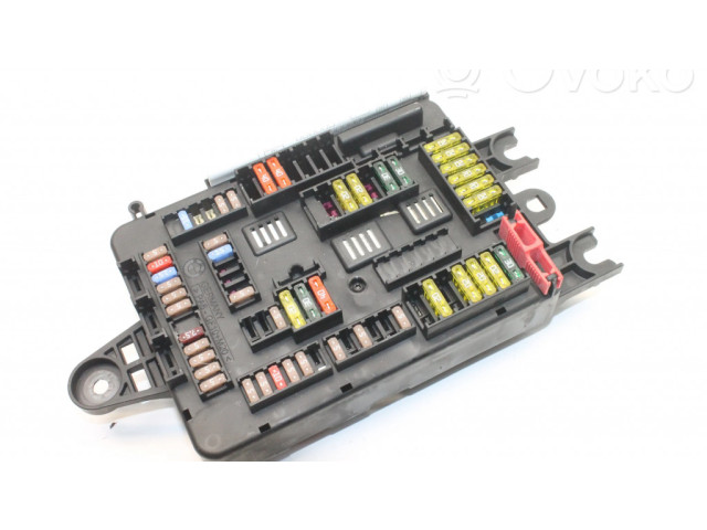   Pojistková skříňka 9261110   BMW 1 F20 F21 2012