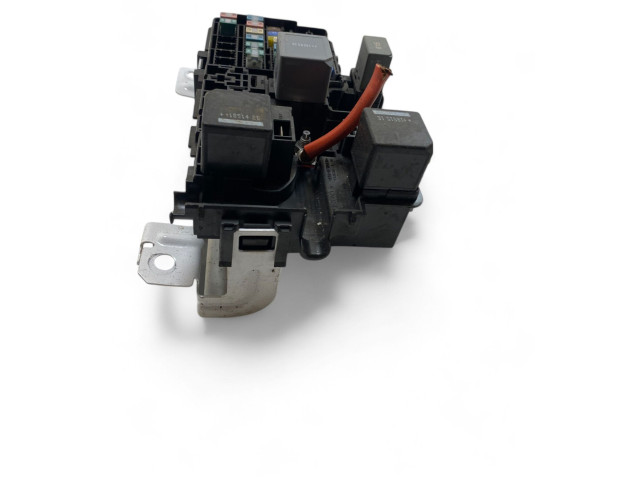 Блок предохранителей 31384034 Volvo XC90