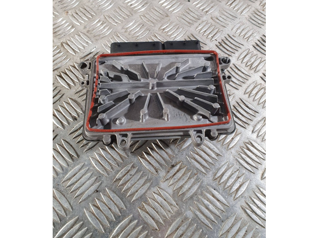 Блок управления двигателя 8667577, 0261209009 Volvo V50