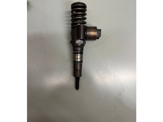 Форсунка 03G130073G, 03G130073GX    Volkswagen Golf Plus  BKD 