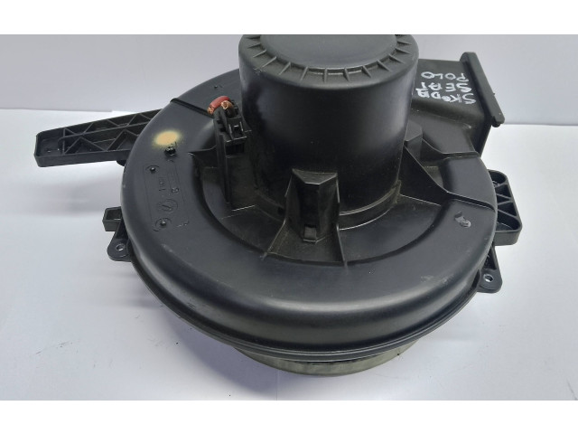 Вентилятор печки 6Q1819015C Skoda Fabia Mk1 (6Y)