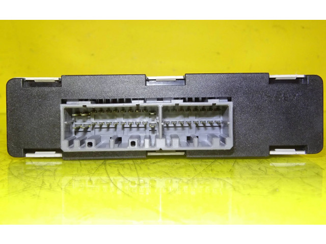 Блок комфорта MR238029   Mitsubishi Carisma   