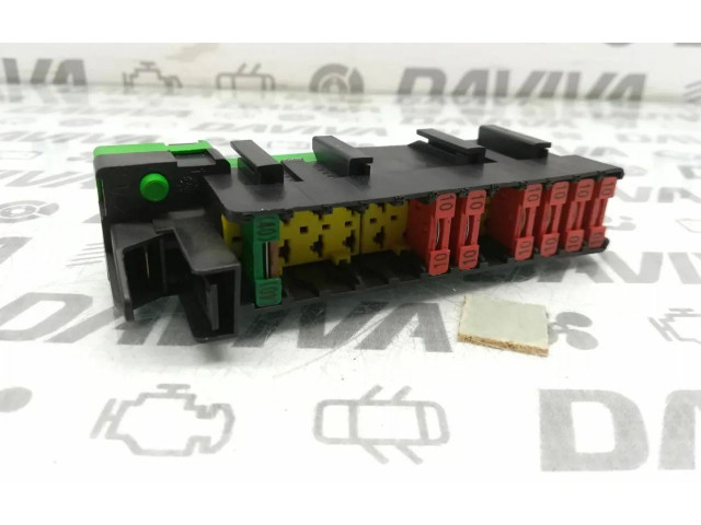 Рулевая рейка Блок предохранителей 9627791880 Peugeot 406 1999 - 2006 года