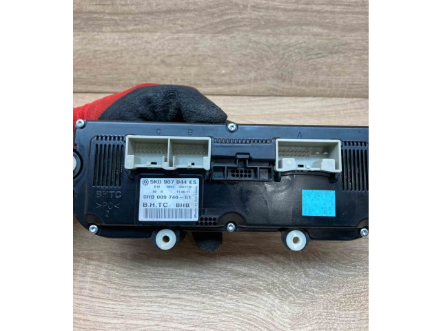 Блок управления климат-контролем 5K0907044ES, 5HB009746   Volkswagen Jetta VI