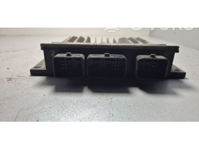 Блок управления двигателя 8200513113, 8200752877 Dacia Logan Pick-Up