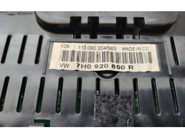 Přístrojová deska Volkswagen Transporter - Caravelle T5 2006 7H0920850R, 110080204