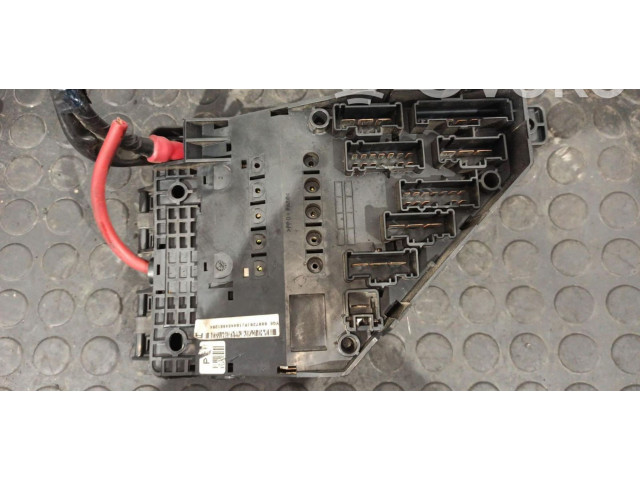 Блок предохранителей    Rover Streetwise    