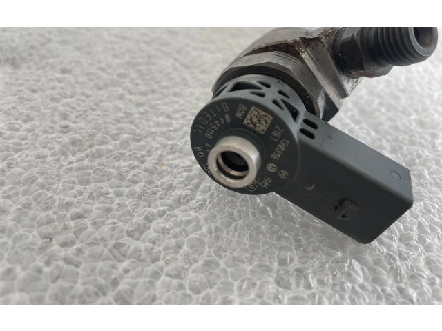 Форсунка 0445110471, 04L130277AE Audi A5 8T 8F