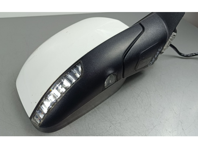 Зеркало электрическое Jeep Grand Cherokee 2010 - 2021 года