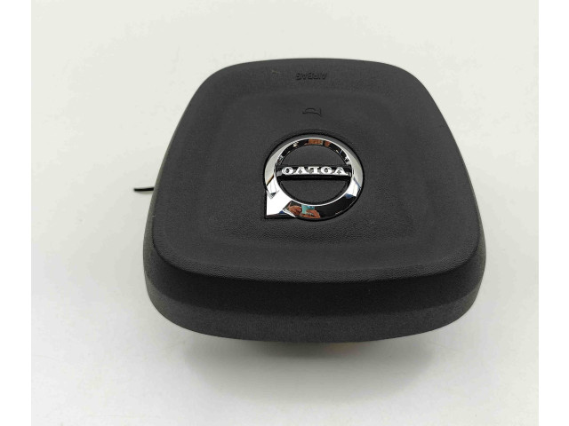 Подушка безопасности водителя P032288355 Volvo XC40
