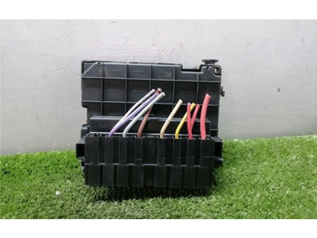 Блок предохранителей 9644038680, 9644038680 Peugeot 406