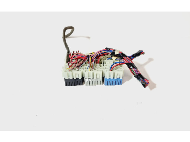 Блок предохранителей    Volvo V70    